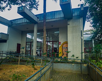 Biblioteca Cora Coralina