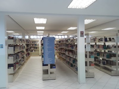 Biblioteca Pública Municipal Rubens Borba Alves de Morais