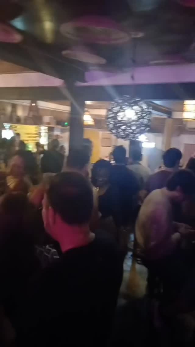 Feijoada com Samba e Axé — Coisa Mais Linda Bar, Bela Vista, São Paulo