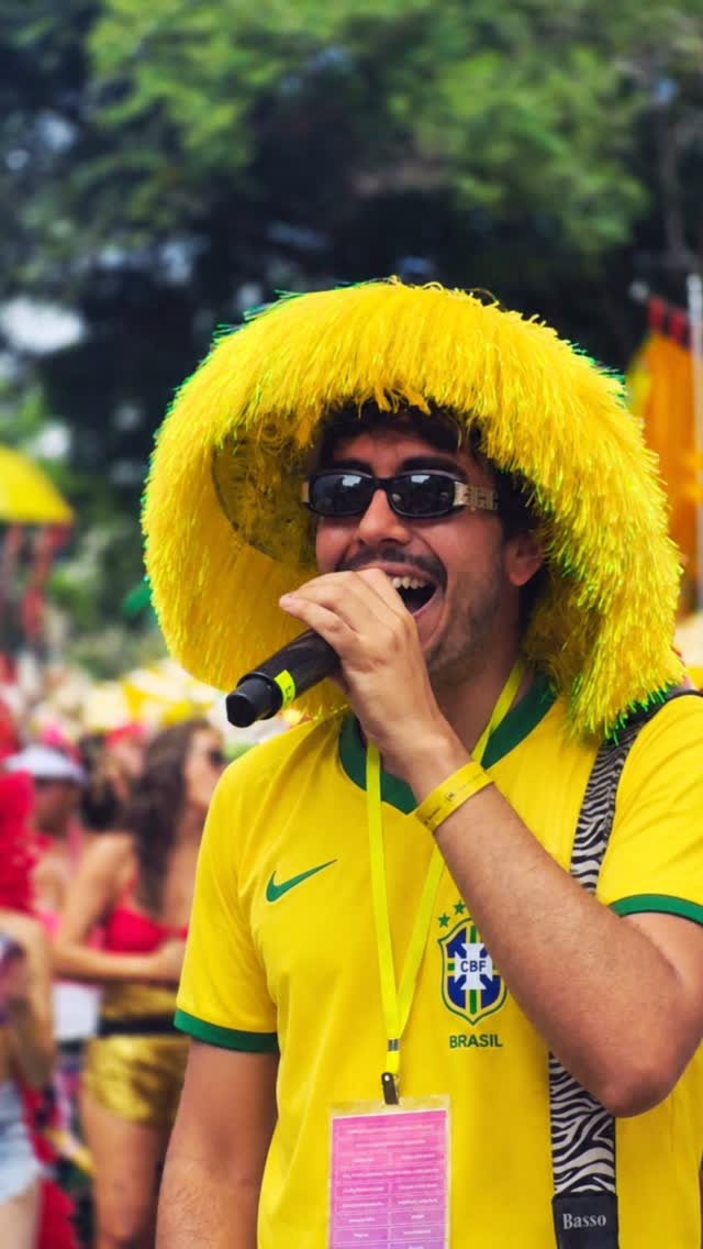 Não vai perder, né minha fia? — Cerca Frango, Pinheiros, São Paulo