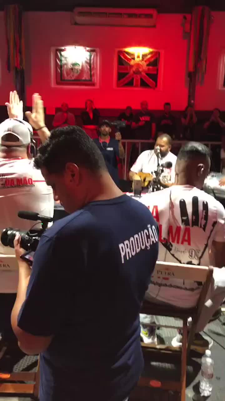 Terça-feira mais dançante com Na Palma da Mão