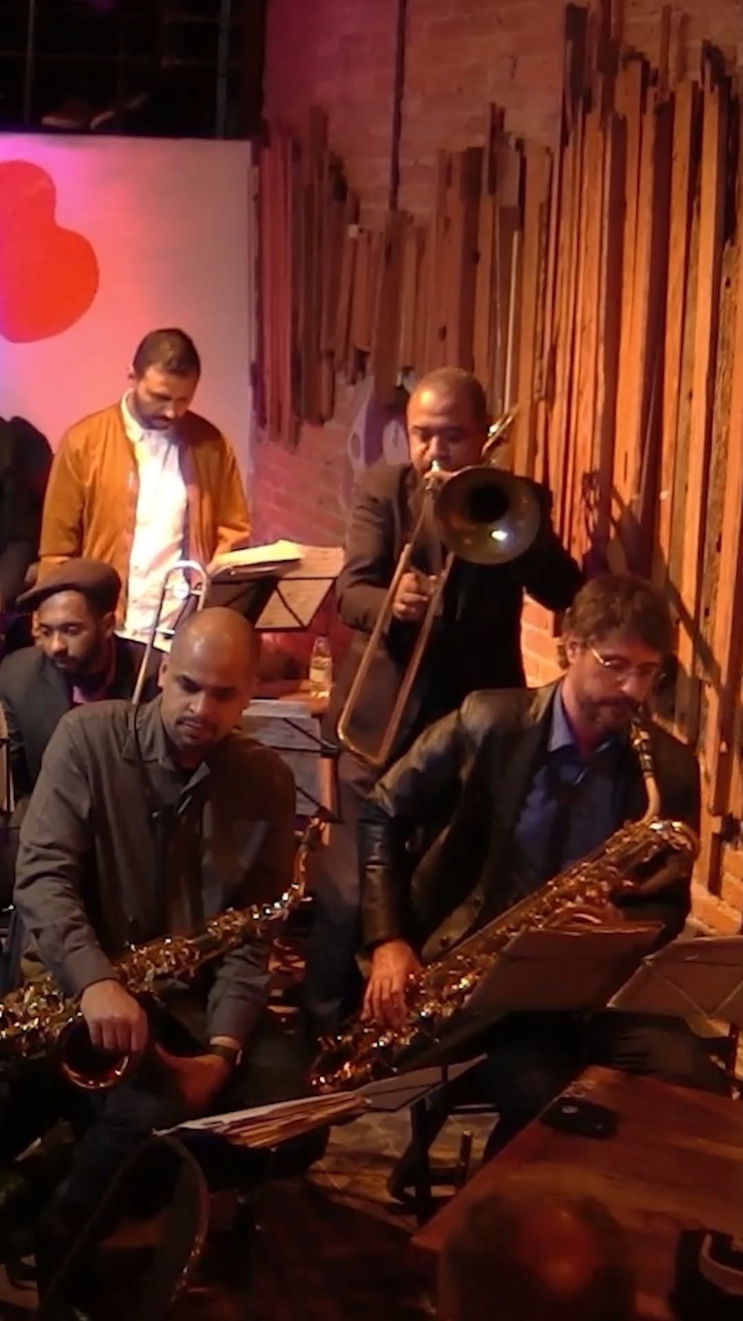 Banda Mantiqueira no JazzB — JazzB, República, São Paulo