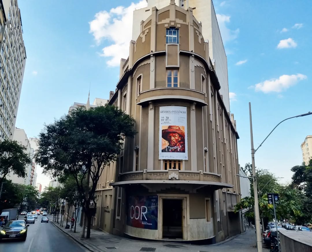 Visita ao Museu Inimá de Paula