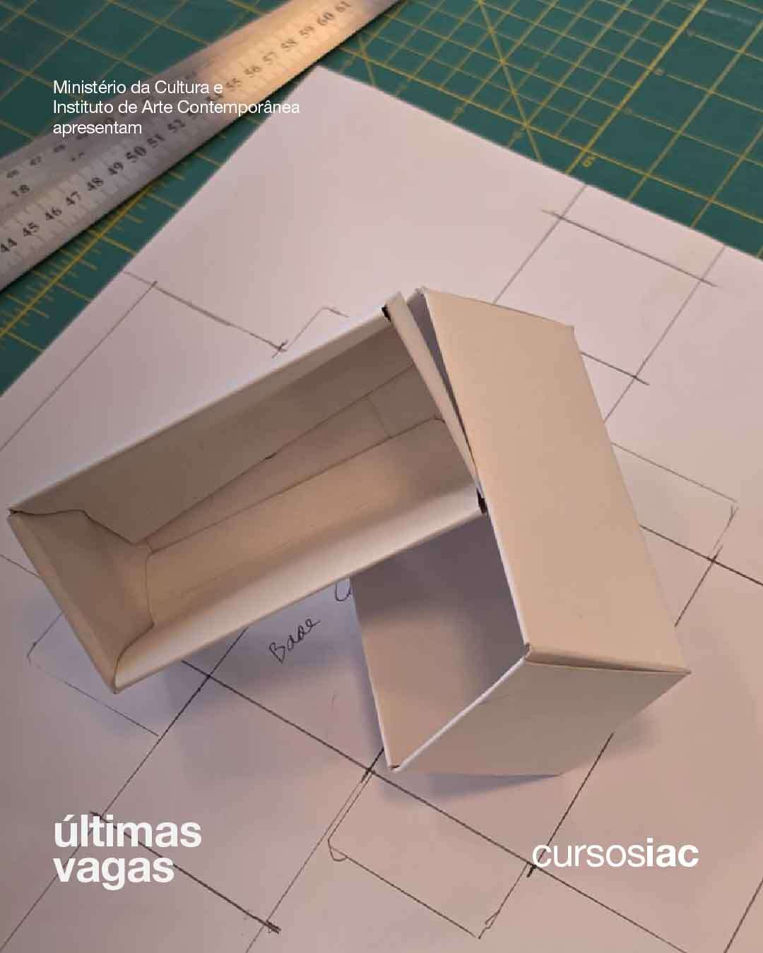 Guarda de Acervos Culturais: Escolha e Produção de Acondicionamentos — Instituto de Arte Contemporânea, Pinheiros, São Paulo