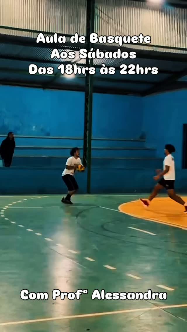 Aulas de Basquete com Profª Alessandra