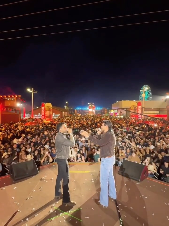 Danilo e Davi - Eu Não Sou Terapia Ao Vivo — São Paulo