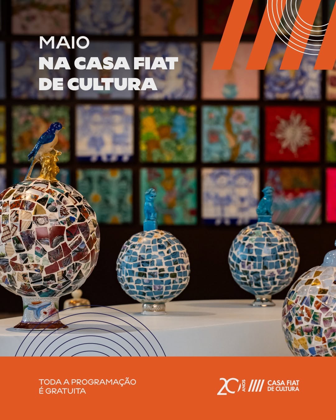 Reparar entre linhas na Piccola Galleria — Casa FIAT de Cultura, Funcionários, Belo Horizonte
